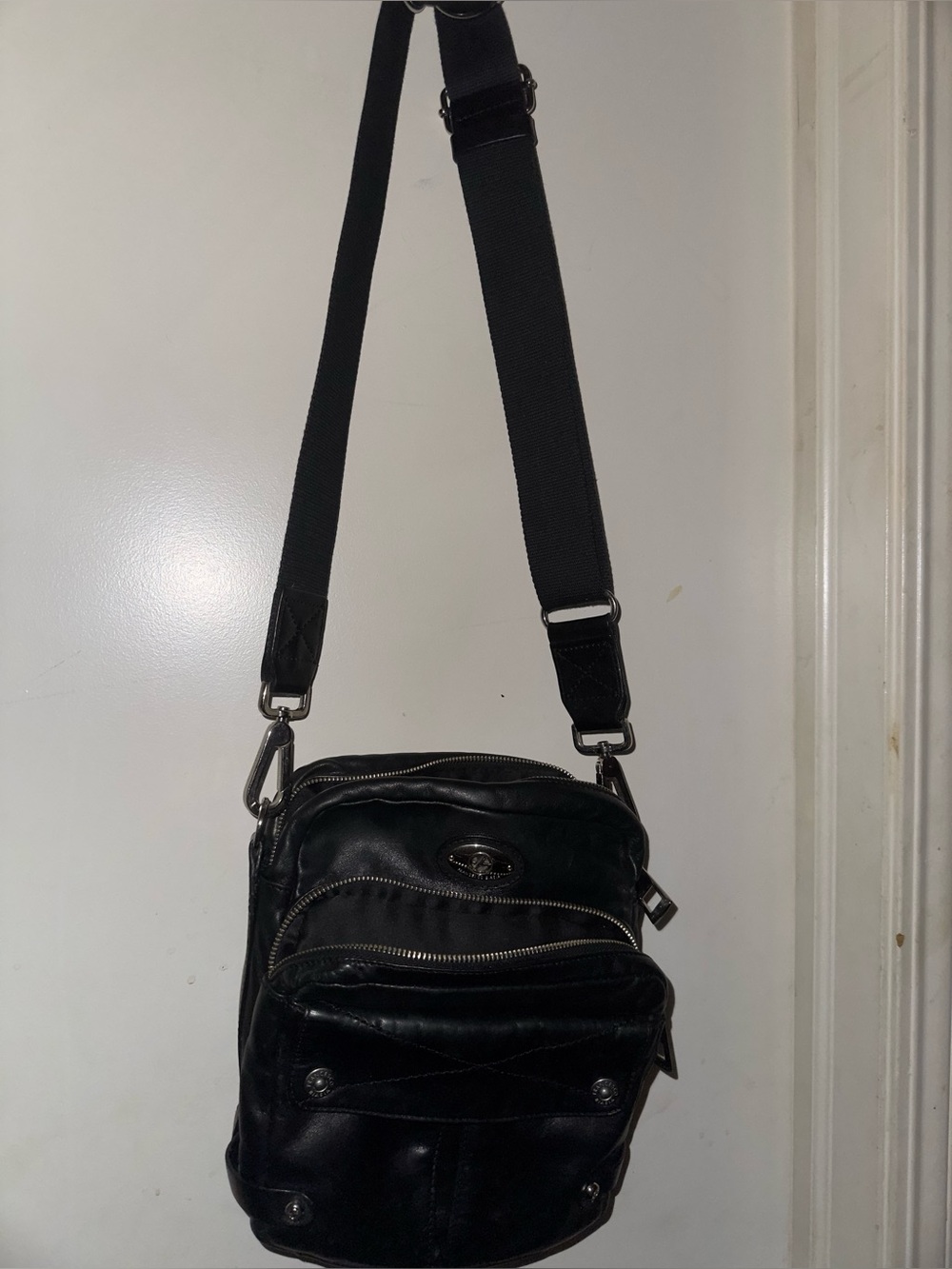 Full grain  leather Crossbody Shoulder Bag - Compact Everyday Carry